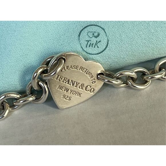 Return To Tiffany Heart Tag Chain Link Bracelet - 7” - Silver - Picture 8 of 16